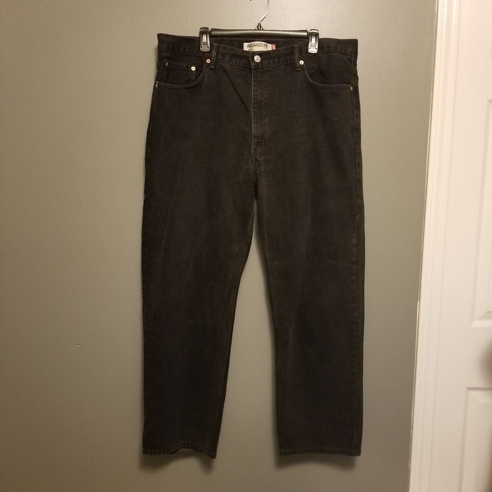 Levi's 550 black relaxed fit jeans size W42
